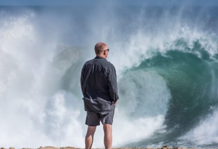 Facing a vast wave of incoming liquidity, the S&P 500 prepares to surf to a new record high