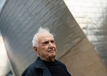 Frank Gehry’s Architectural Mischievousness Charmed a Generation