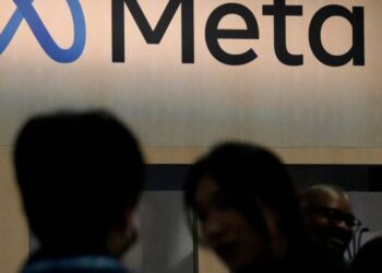 ‘Its own research shows they encourage addiction’: Highest court in Mass. hears case about Instagram, Facebook effect on kids