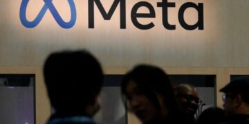 ‘Its own research shows they encourage addiction’: Highest court in Mass. hears case about Instagram, Facebook effect on kids