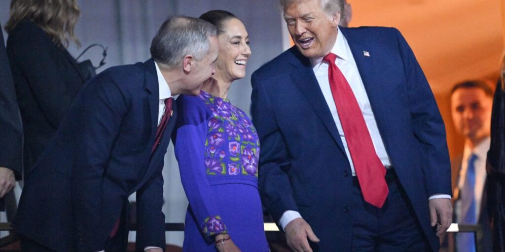 Trump finally meets Claudia Sheinbaum face to face at the FIFA World Cup draw