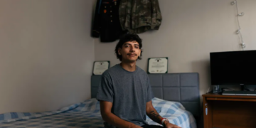 U.S. veteran says ICE violently detained him as new ads highlight Trump-era abuses