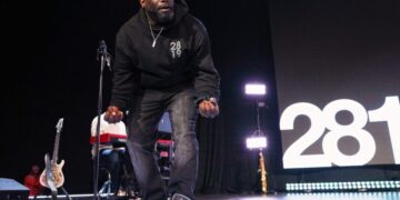 This pastor fills up arenas with young people by not sugarcoating the Bible, serving a generation ‘gravitating towards that authenticity and truth’