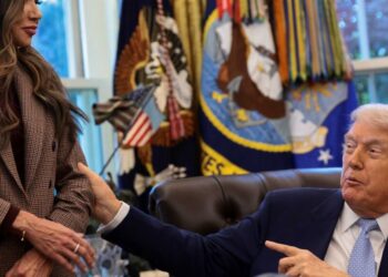 ‘Doth protest too much’: Critics flag White House’s aggressive denial of shocking story