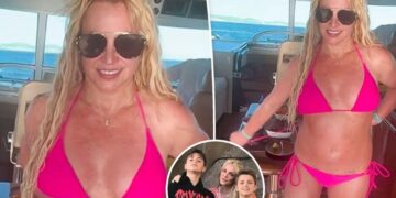 Bikini-clad Britney Spears reveals she injured herself on boat getaway amid growing concerns from family