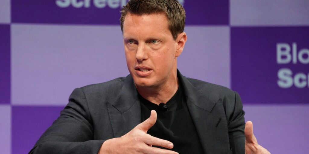 When David Ellison was 13, his billionaire father Larry bought him a plane. He competed in airshows before leaving it to become a Hollywood executive