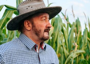 Trump’s $12 billion farmer bailout is a ‘Band-Aid on a bigger wound’ the American agriculture industry is still reeling from