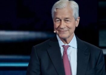 Jamie Dimon taps Jeff Bezos, Michael Dell and Ford CEO Jim Farley to advise JPMorgan’s $1.5 trillion national-security initiative