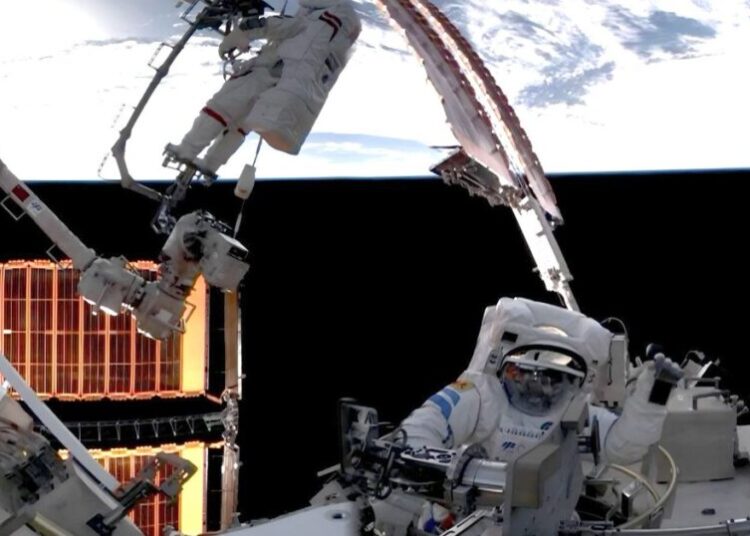 Chinese Astronauts Clamber Outside Space Station to Inspect Damaged Spacecraft