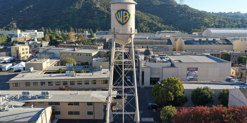 Warner Bros.’ bidders brace for a fight that will last months