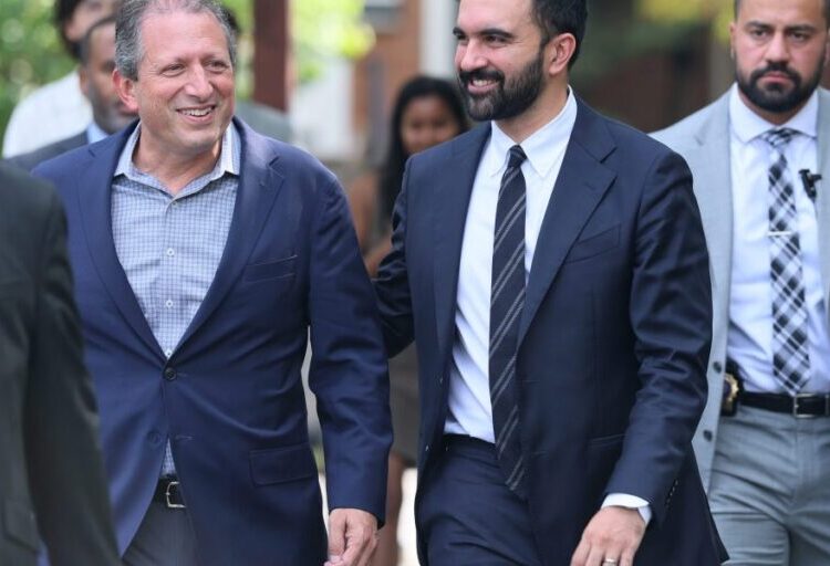 Brad Lander, with backing from Sanders and Mamdani, takes fight to Levi Strauss heir in lower Manhattan