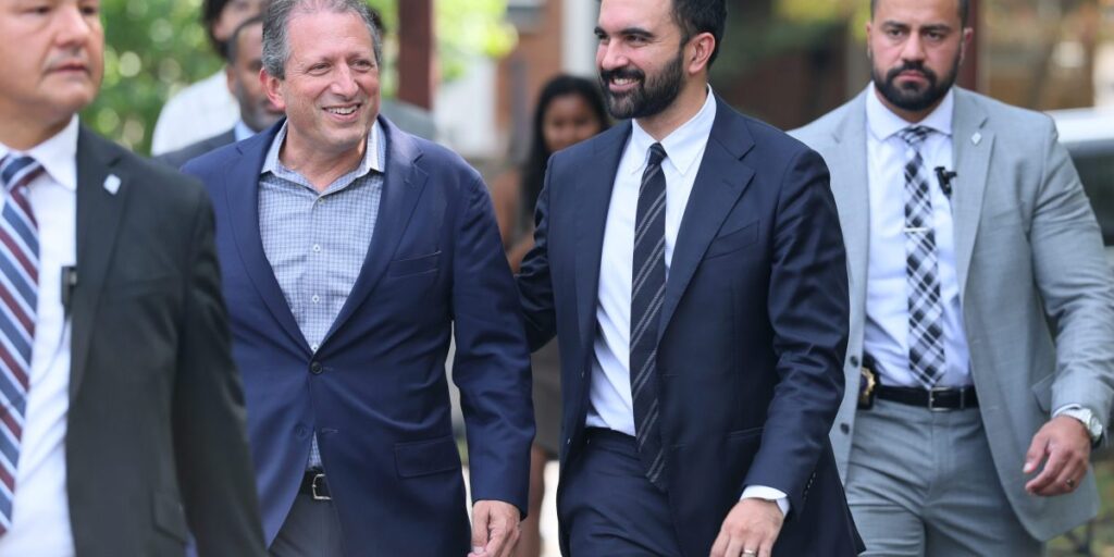 Brad Lander, with backing from Sanders and Mamdani, takes fight to Levi Strauss heir in lower Manhattan