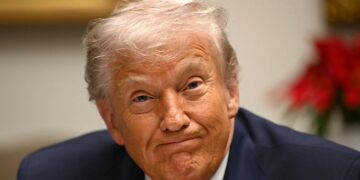 Trump Power Grab Foiled in Humiliating Republican Revolt