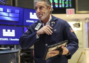 AI data center boom sparks fears of glut amid lending frenzy