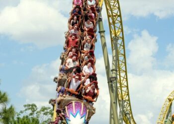 32-year-old’s death on Universal roller coaster was accidental despite deep forehead gash, investigation finds