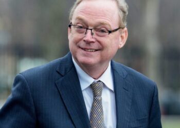 Trump names Warsh, Hassett as top Fed contenders, WSJ says