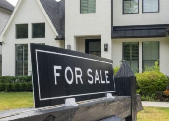 A ‘new era’ in the housing market is about to begin as affordability finally improves ‘for the first time in a bunch of years,’ economist says