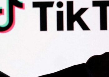 ‘Bungled’ Supreme Court decision may have handed ‘off limits’ power to Trump: analysis