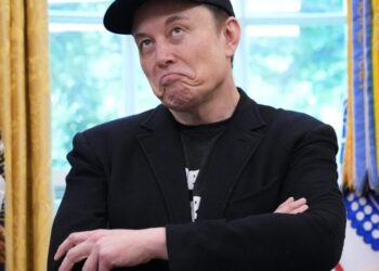 Sorry six-figure earners: Elon Musk say that money will ‘disappear’ in the future as AI makes work (and salaries) irrelevant