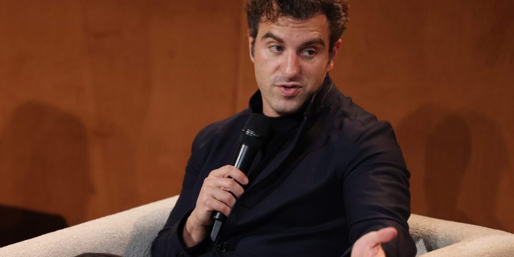 Airbnb CEO Brian Chesky says he went to ‘night school’ for an hour every day with Barack Obama and even turned in homework