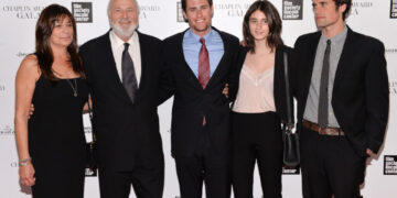 Rob Reiner’s son booked for murder after his parents’ death