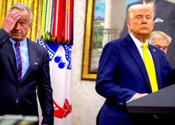 Damning Poll Reveals Record Number of Americans Say Healthcare Is in Crisis Under Trump