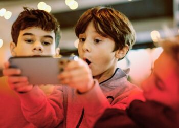 The Things Young Kids Are Using AI for Are Absolutely Horrifying