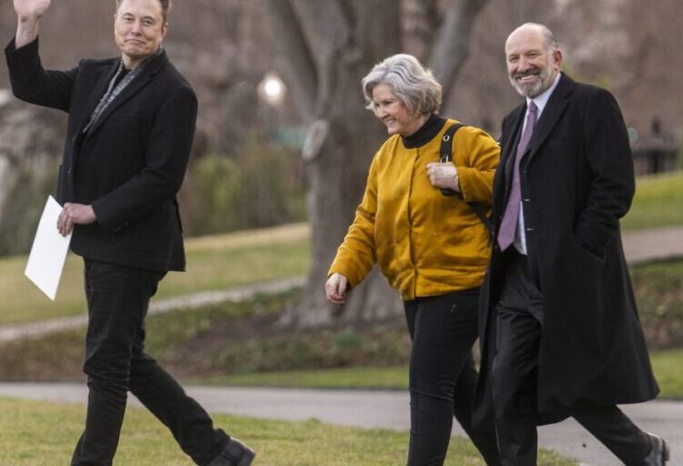 Elon Musk an ‘odd, odd duck’ and JD Vance a ‘conspiracy theorist for a decade’: What Trump’s right-hand woman really thinks