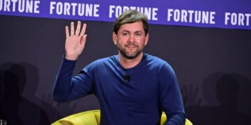 Amazon’s ride-hailing exec wants to ‘move people around’ in robotaxis: ‘If you’re with friends it’s dramatically more social’