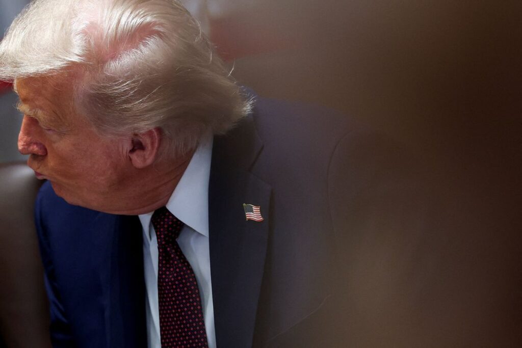 ‘Just not any good’: Polling expert shows Trump underwater on every single issue