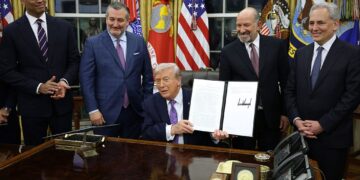 How Trump’s Bid to Crush State AI Laws Splits His Own Party