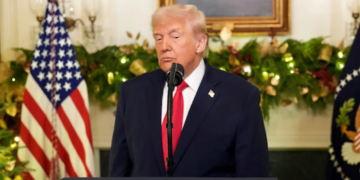 ‘Why are you saying it like that?’ CNN anchor surprised by ex-Trump aide’s speech analysis