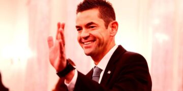 New NASA Director Taking Over Agency in Crisis