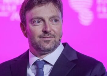 PayPal CEO Alex Chriss says stablecoins will be key as his company navigates the ‘classic innovator’s dilemma’