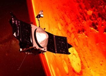 NASA’s Mars Spacecraft Spinning Helplessly After Signal Lost
