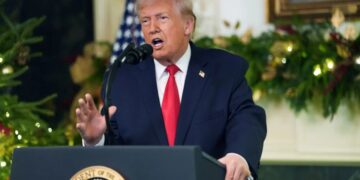 Trump says $1,776 ‘warrior dividends’ were made possible partly by tariff revenue, which still lags $100 billion behind what the White House expected