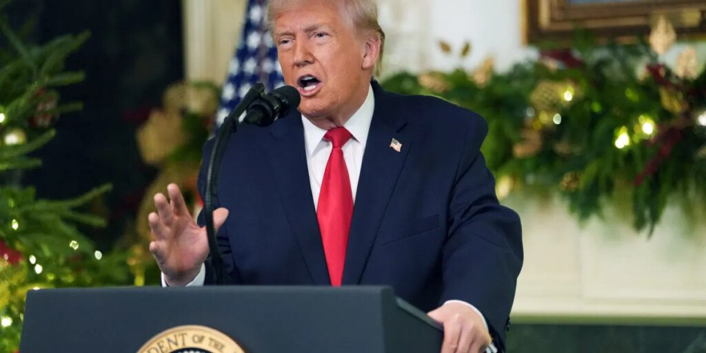 Trump says $1,776 ‘warrior dividends’ were made possible partly by tariff revenue, which still lags $100 billion behind what the White House expected