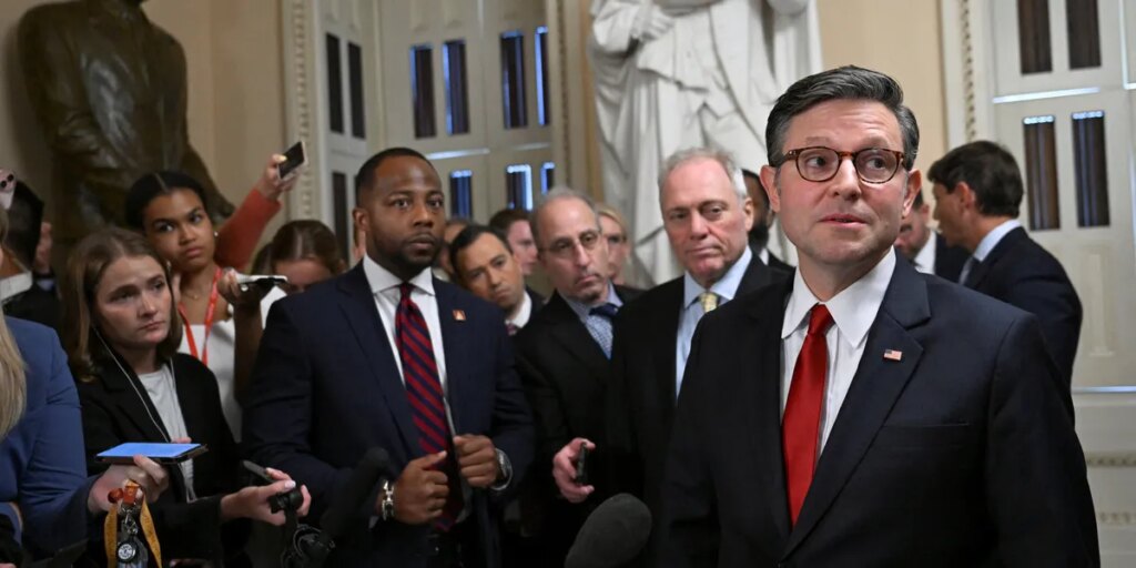 ‘There’s a lot of angst’: CNN analyst finds freaked out Republicans heading home for Xmas