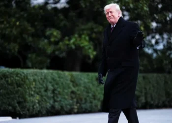 Trump races to announce new rally after bizarre national address gets dismal reviews