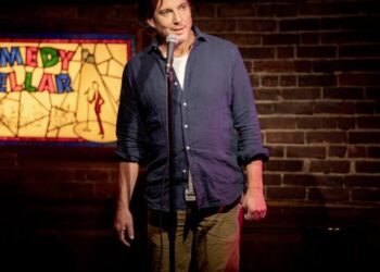 Is This Thing On? Is the Kind of Movie Hollywood Has Forgotten How to Make