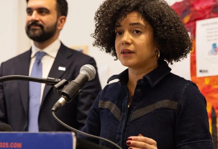 Top advisor to Zohran Mamdani resigns over antisemitic old tweets despite now being married to a Jewish man and having Jewish children