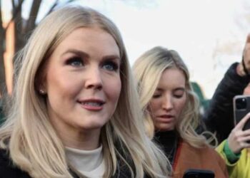 Karoline Leavitt buried for ‘new level of absurdity’ as Trump’s ‘minions’ do his bidding