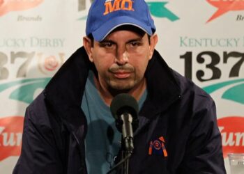 Billionaire who sold two companies to Coca-Cola says he tries to convince people not to become entrepreneurs: ‘Every single day, you can go bankrupt’