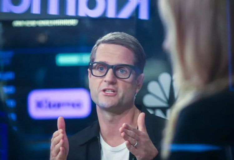 Klarna partners with Coinbase to receive stablecoin funds from institutional investors