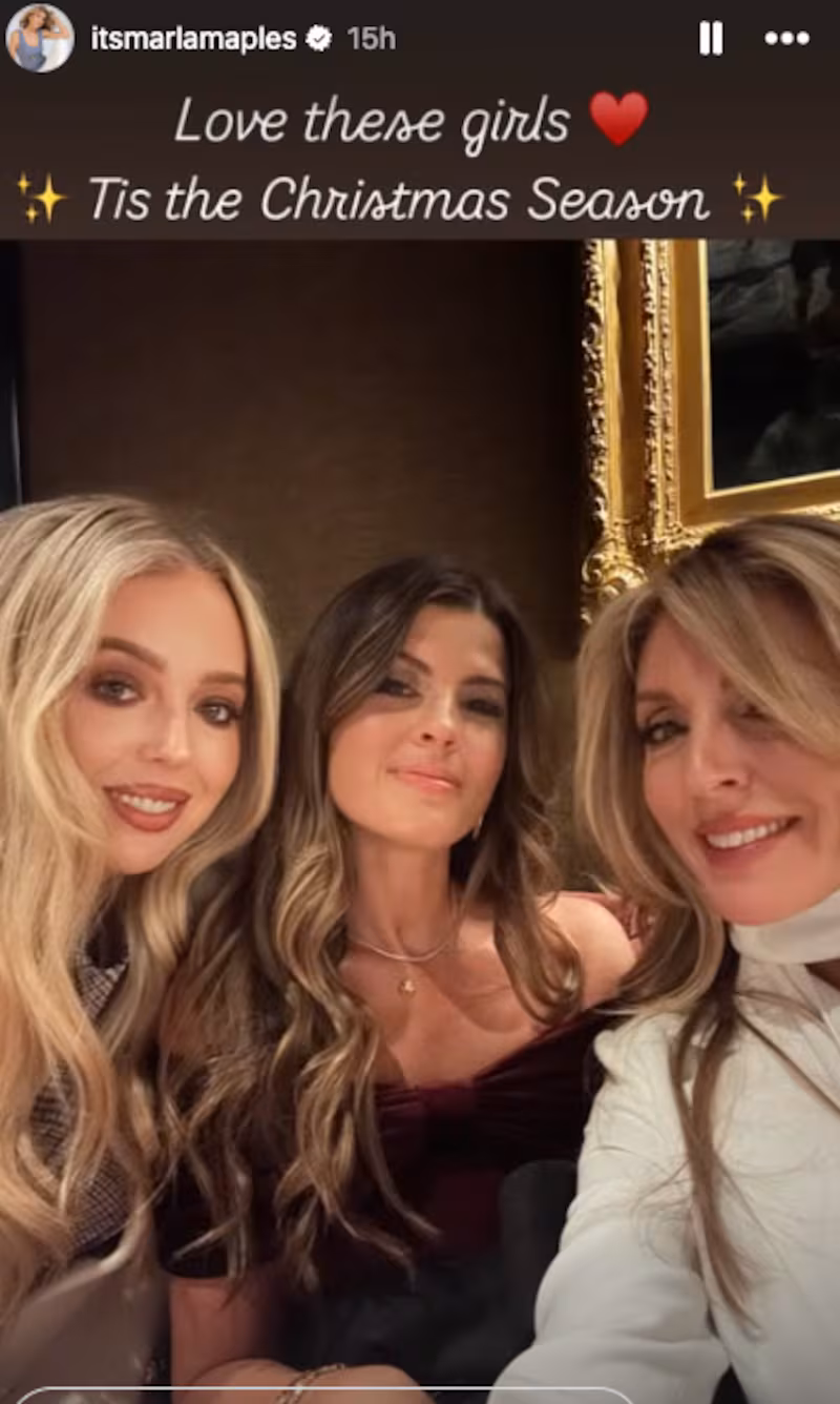 Marla Maples with daughter Tiffany at the White House Xmas party.