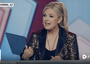 ‘Technical difficulty’ forces Erika Kirk to wing keynote speech at AmericaFest