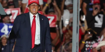 ‘We have to do something about it!’: Trump unleashes bizarre underwear rant at rally