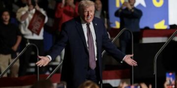 ‘This is strange’: Trump fans baffled by puny turnout at North Carolina rally