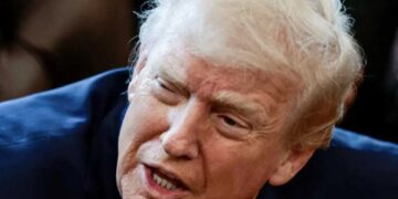 Trump insiders accused of ‘trying to keep grandpa busy’ after TV address flops