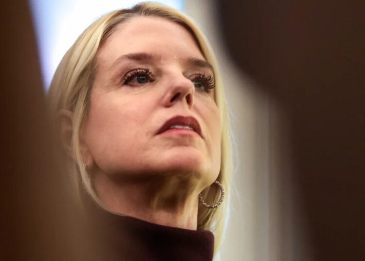 Bipartisan group of lawmakers floats plan to ‘fine Pam Bondi every day’ over Epstein files